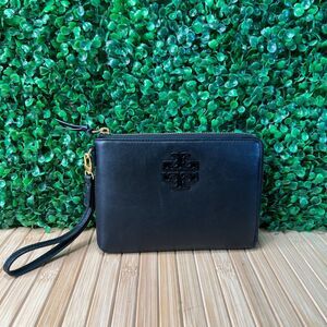 Tory Burch Luxury Large Lily Black Zip Pouch Wallet Stylish Secure Storage Women